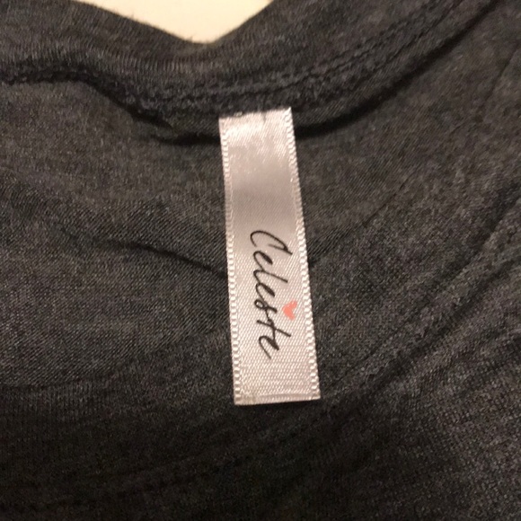 Size XL gray/blue/green multi top by Celeste - Picture 2 of 5